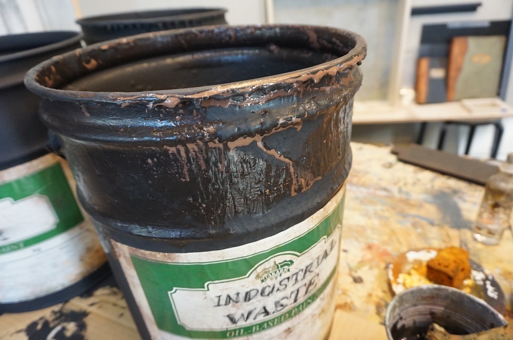 古いペール缶をインダストリアル的に錆エイジングペイントでかっこよく